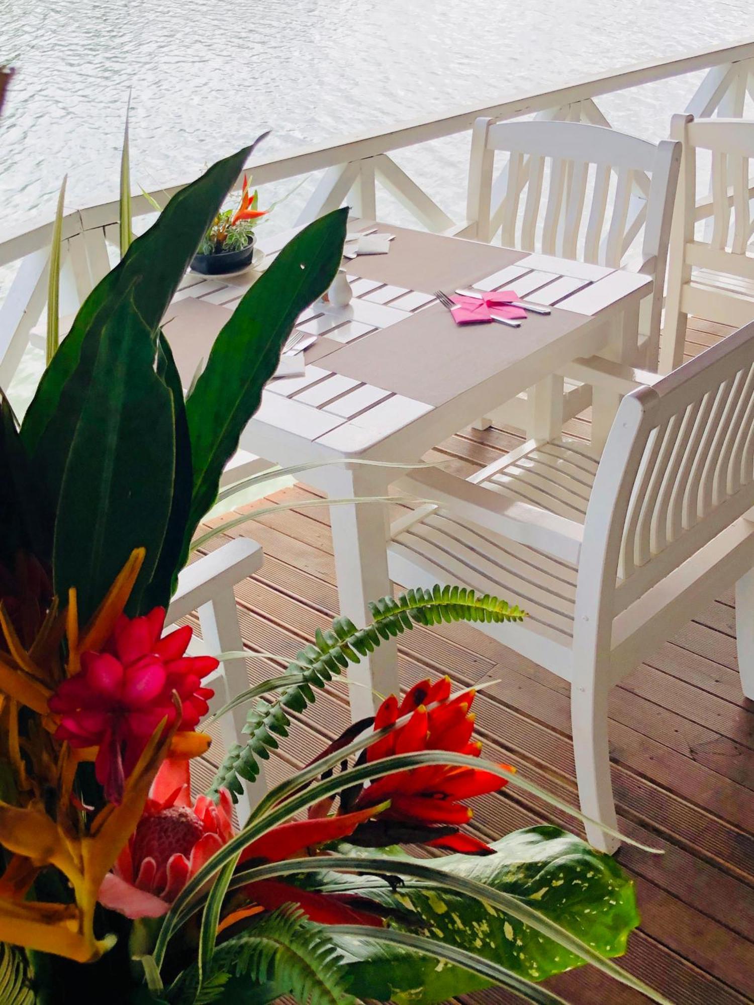 Tropicana Lagoon Apartments ポートビラ エクステリア 写真