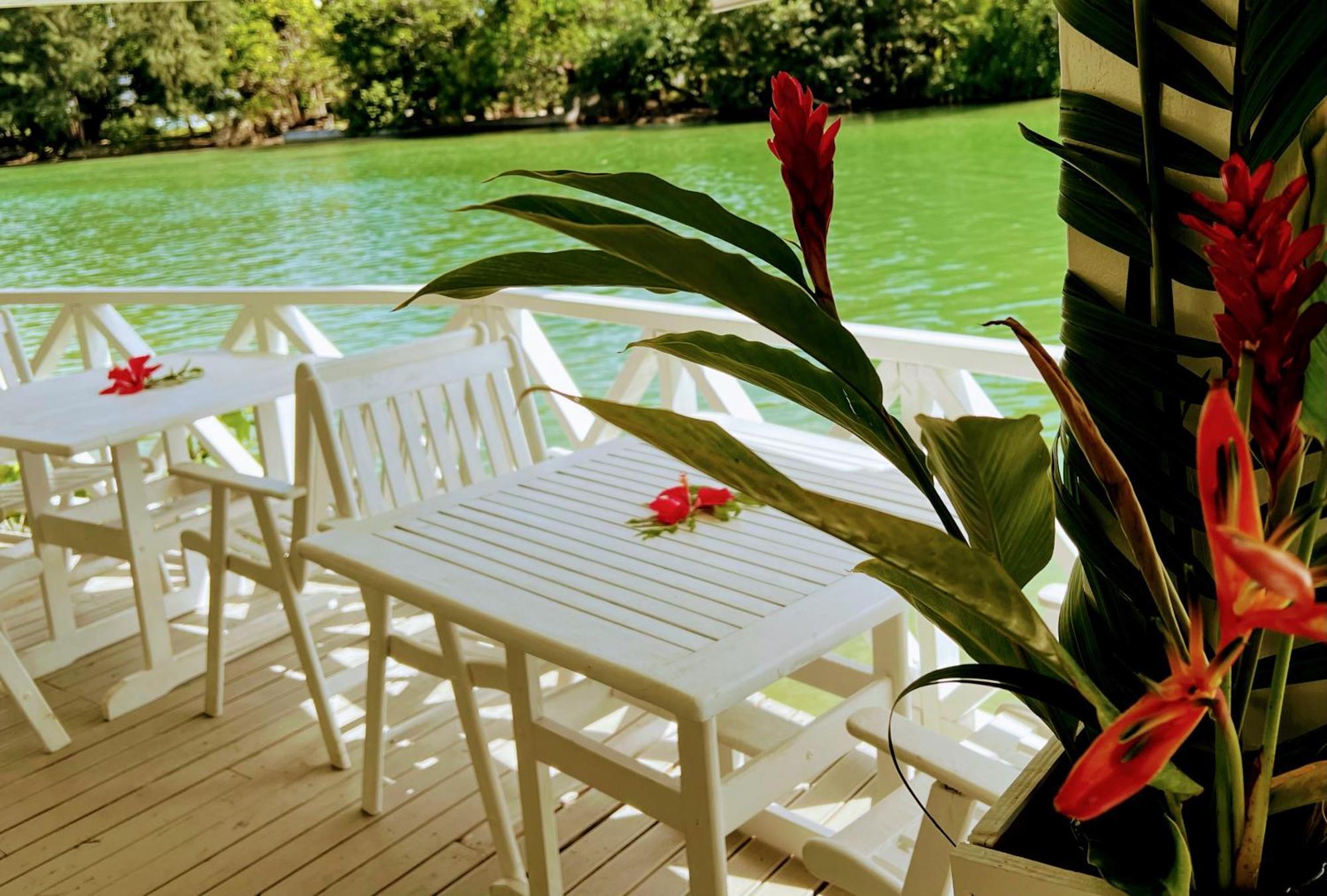 Tropicana Lagoon Apartments ポートビラ エクステリア 写真