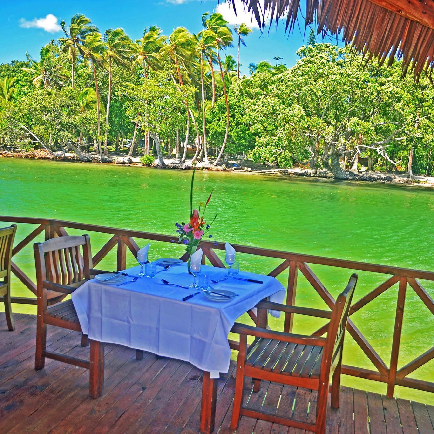 Tropicana Lagoon Apartments ポートビラ エクステリア 写真